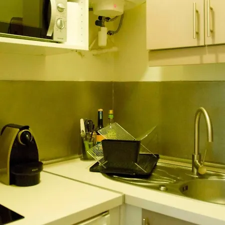 Apartment 15m Comfortable In The Heart Of Paris! *